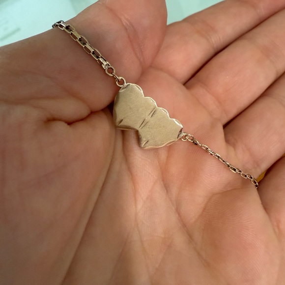 14k Gold Heart Charm Bracelet - Picture 3 of 9